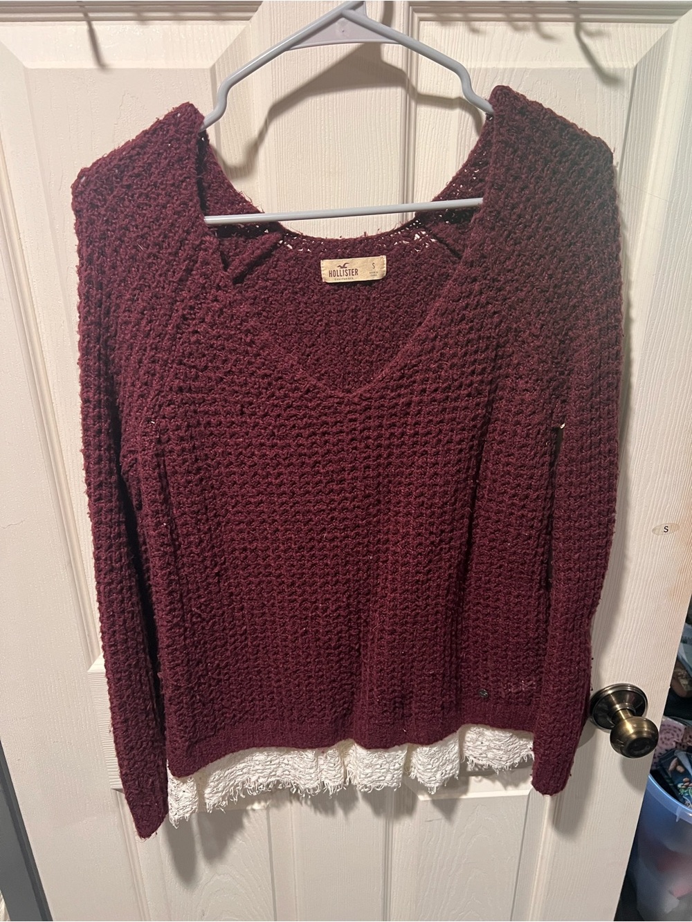 Hollister Deep Burgundy Waffle Knit V-Neck Sweater
